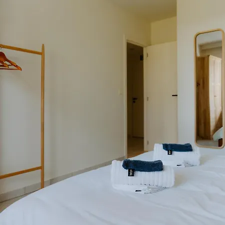 Apartment Prachtig, Rustig En Ruim Vlakbij Zee *
