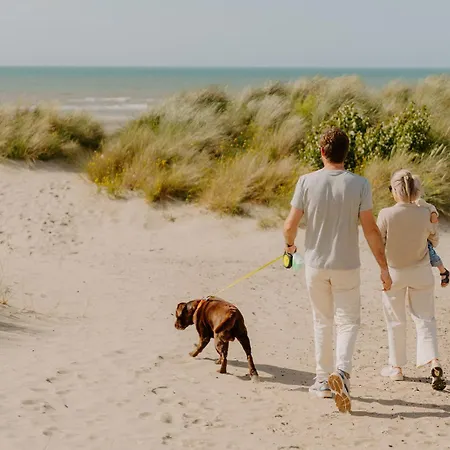 Prachtig, Rustig En Ruim Vlakbij Zee Апартаменты *